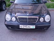 Mercedes-Benz 200-Series