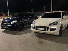 Porsche Carrera GT