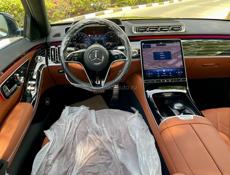 Mercedes-Benz S-Класс