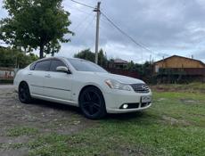 Nissan fuga