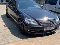 Mercedes-Benz S-Класс