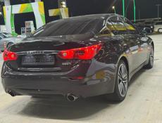 Infiniti Q30