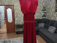 Совершенно новые платья