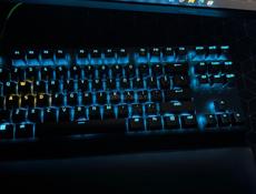 Клавиатура, мышь и коврик Razer 