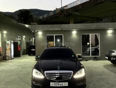 Mercedes-Benz S-Класс