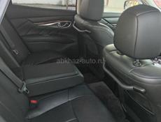 Nissan fuga