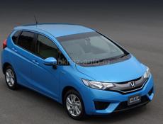 Ищу радиатор кондиционера Honda fit hibrid 2016 