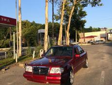 Mercedes-Benz 124