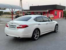 Nissan fuga