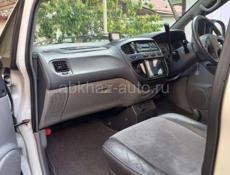 Mitsubishi Dion