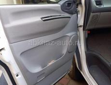Mitsubishi Dion