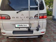 Mitsubishi Dion