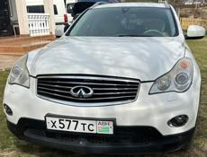 Infiniti EX