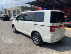 Mitsubishi Diamante