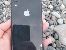 Продам IPhone Xr на 128 гб Рабочий телефон, из нюансов заднее стекло на работу телефона на влияет Цена 9т