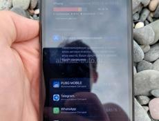 Продам IPhone Xr на 128 гб Рабочий телефон, из нюансов заднее стекло на работу телефона на влияет Цена 9т