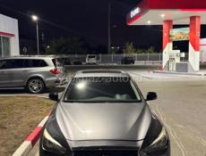 Infiniti Q30