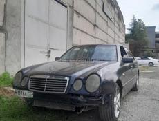 Mercedes-Benz E-Класс