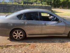 Nissan fuga