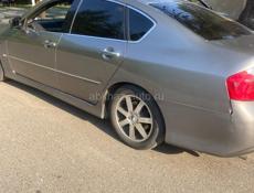 Nissan fuga