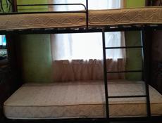 Продам двухъярусную кровать
