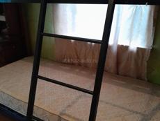 Продам двухъярусную кровать