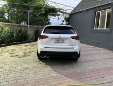 Lexus RS