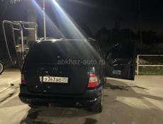 Mercedes-Benz ML