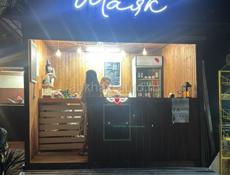 Продавец в палатку на курорте