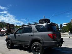 Toyota Sequoia