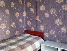 Сдаëтся комната не дорого в доме, хорошое места. Адрес Сухуми старый пасëлак.. Толька женщина или девушка. Званит на этот номер 960-85-58