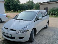Mitsubishi Grandis