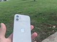  iPhone 12 64ГБ Цвет:белый  Акамулятор 🔋:70% Есть коробка  торга нет. По вопросам:@A_rsik
