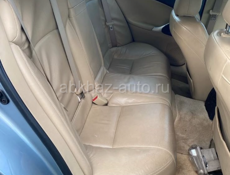 Салон Lexus is 