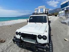 Land Rover 110 Defender