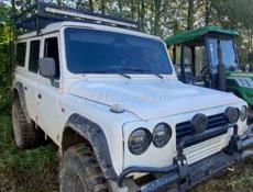 Land Rover 110 Defender