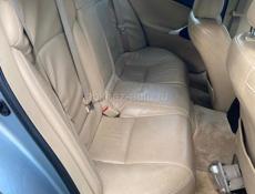 Салон Lexus is 