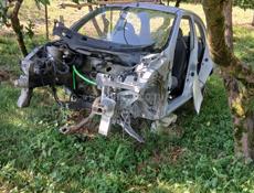 Запчасти на марч нессан что видно 