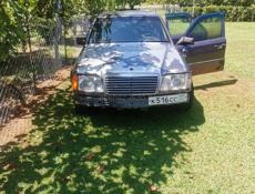 Mercedes-Benz 124