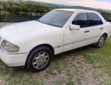 Mercedes-Benz S-Класс
