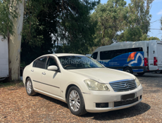 Nissan fuga