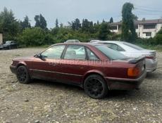 Audi 100