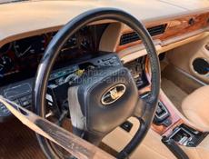 Jaguar XJ12