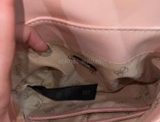 Продам сумку guess оригинал