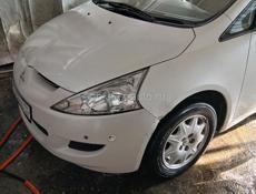 Mitsubishi Grandis