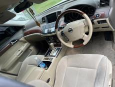 Nissan fuga
