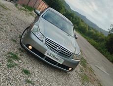 Nissan fuga