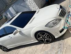 Mercedes-Benz S-Класс