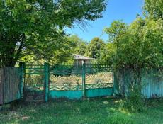 Срочная продажа участка с небольшим строением 