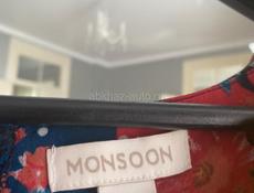 Платье Monsoon